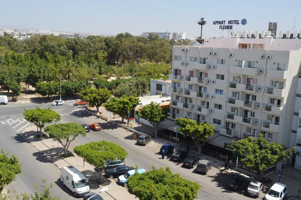 Residence Hoteliere Fleurie Agadir Bagian luar foto